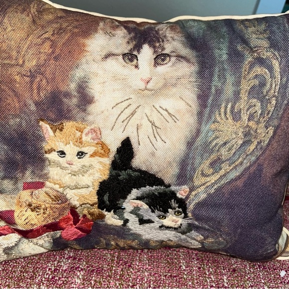 Vintage retro needlepoint tapestry cat kitten throw decorative pillow - Picture 3 of 4